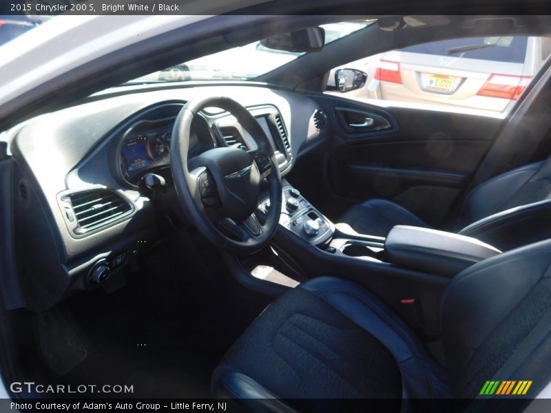 Bright White / Black 2015 Chrysler 200 S