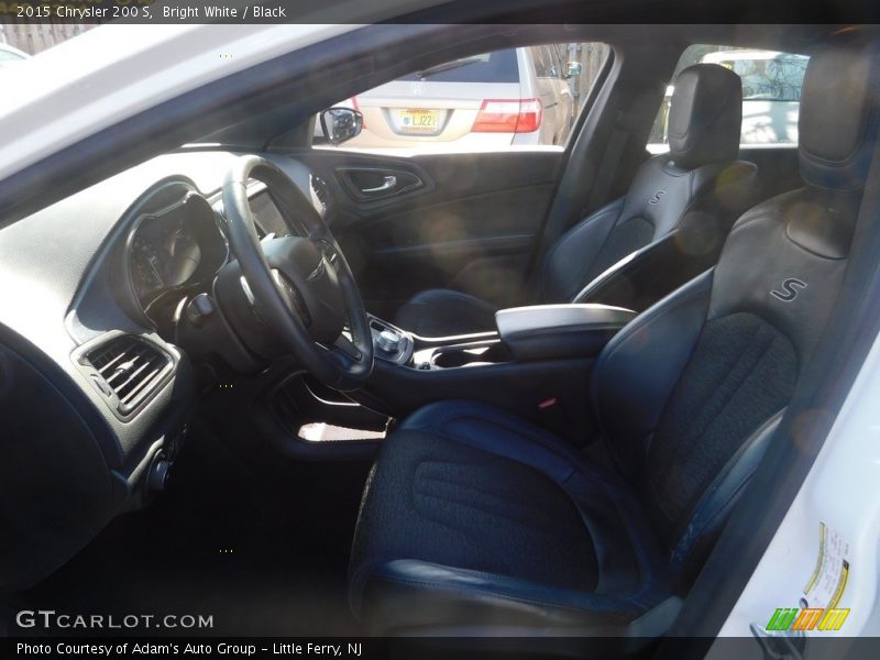 Bright White / Black 2015 Chrysler 200 S