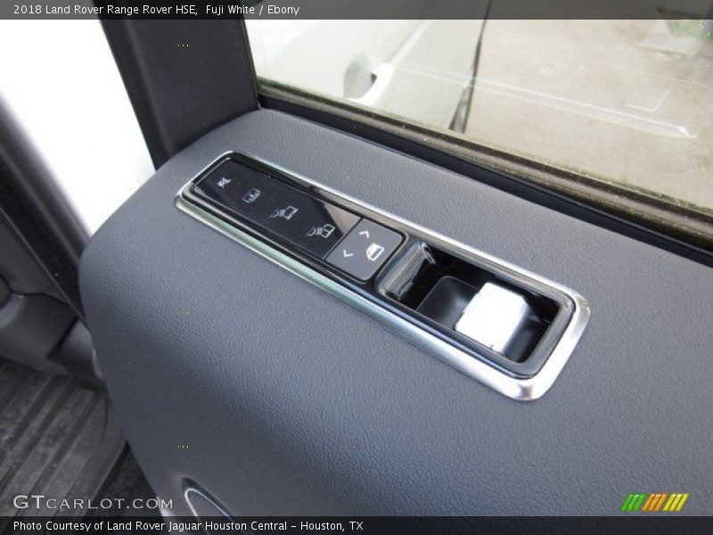 Controls of 2018 Range Rover HSE