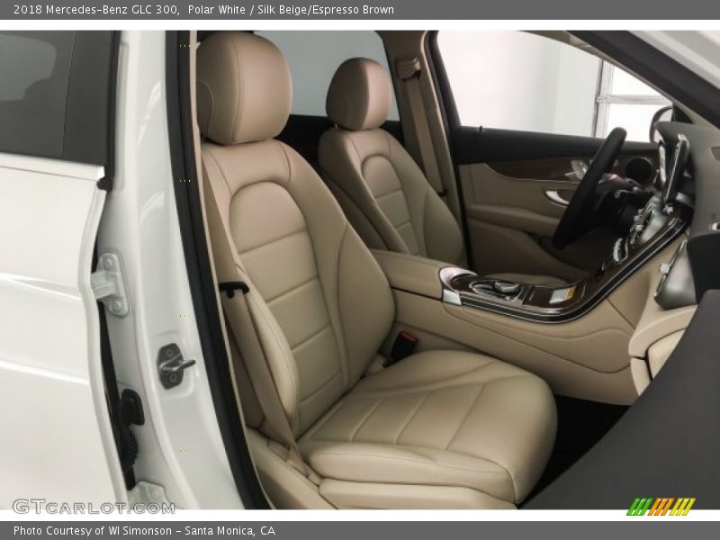 Polar White / Silk Beige/Espresso Brown 2018 Mercedes-Benz GLC 300