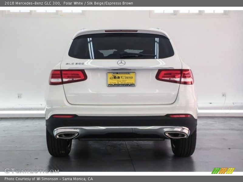Polar White / Silk Beige/Espresso Brown 2018 Mercedes-Benz GLC 300