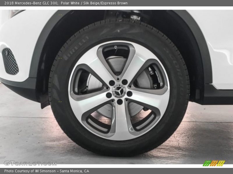 Polar White / Silk Beige/Espresso Brown 2018 Mercedes-Benz GLC 300