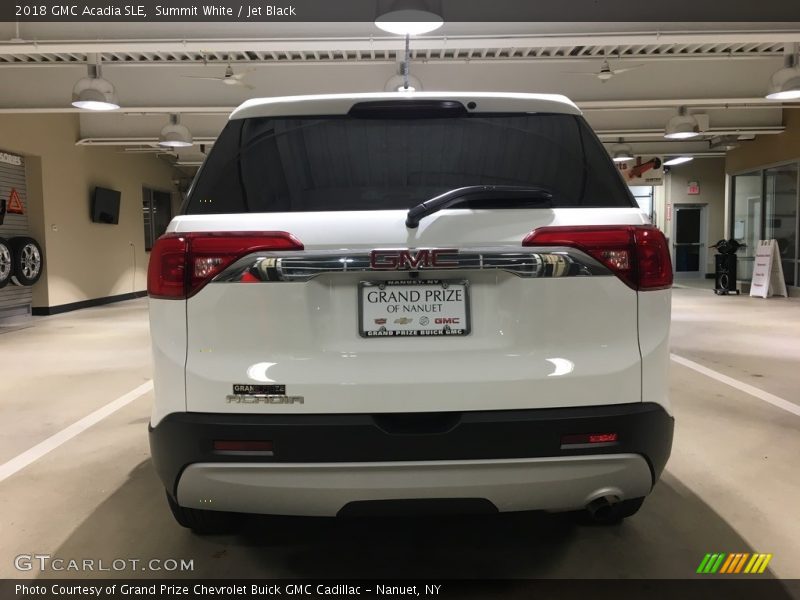 Summit White / Jet Black 2018 GMC Acadia SLE