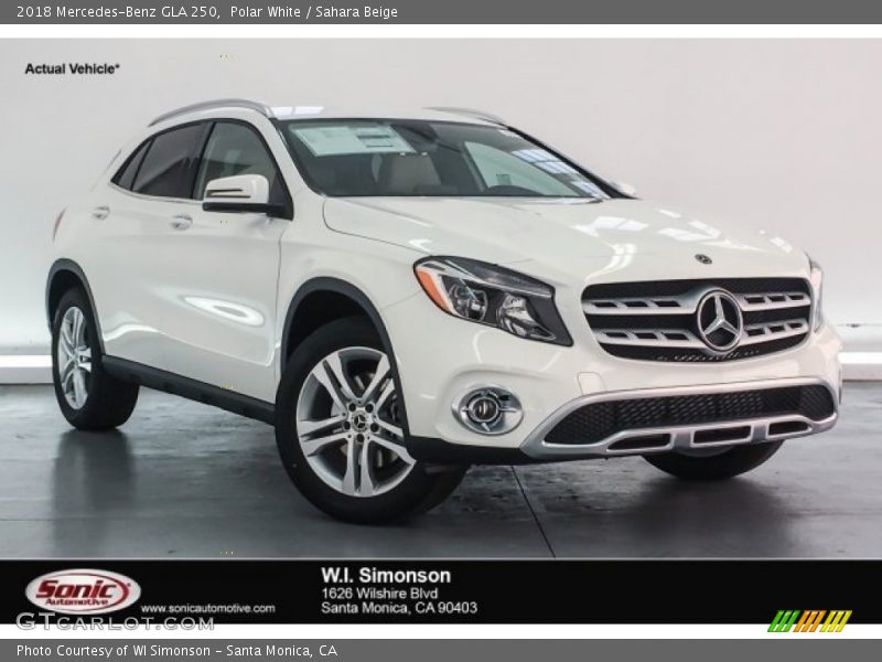 Polar White / Sahara Beige 2018 Mercedes-Benz GLA 250