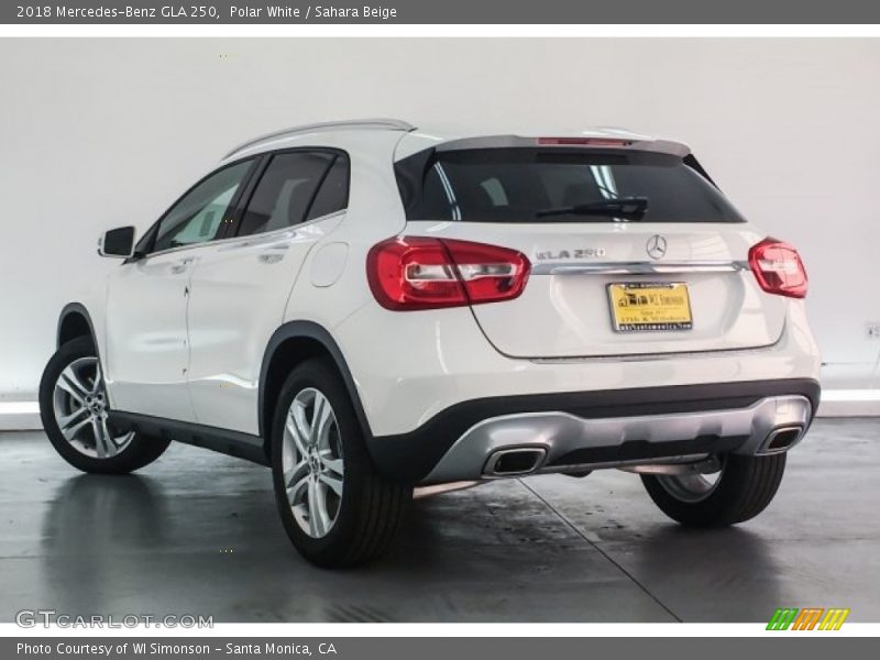 Polar White / Sahara Beige 2018 Mercedes-Benz GLA 250