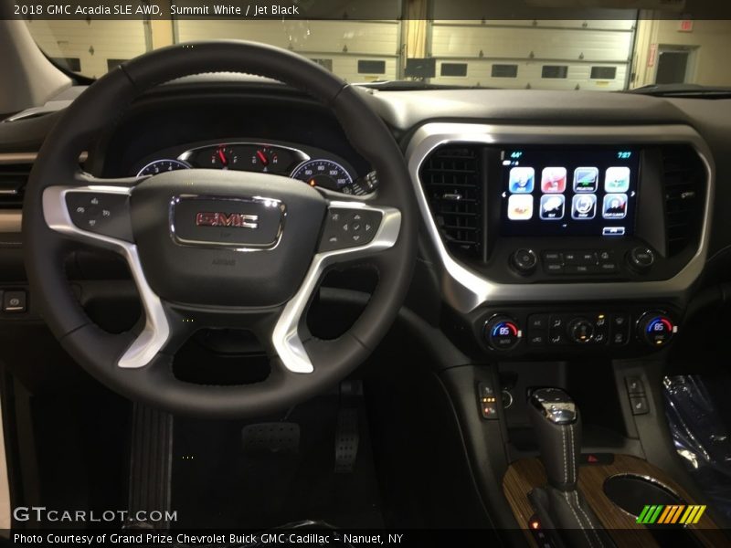 Summit White / Jet Black 2018 GMC Acadia SLE AWD
