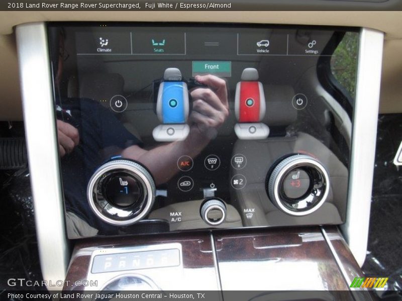 Controls of 2018 Range Rover Supercharged