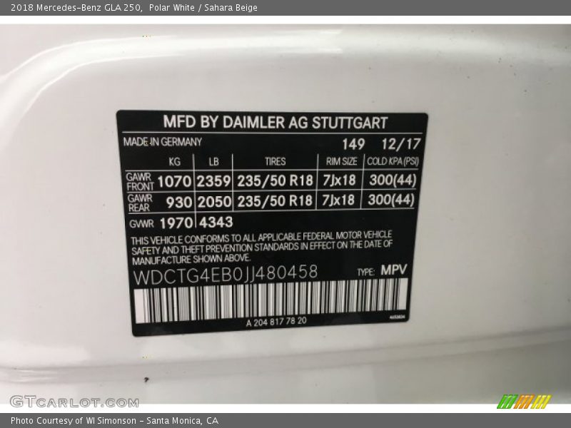 Polar White / Sahara Beige 2018 Mercedes-Benz GLA 250
