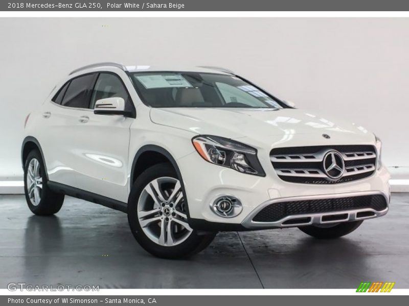 Polar White / Sahara Beige 2018 Mercedes-Benz GLA 250