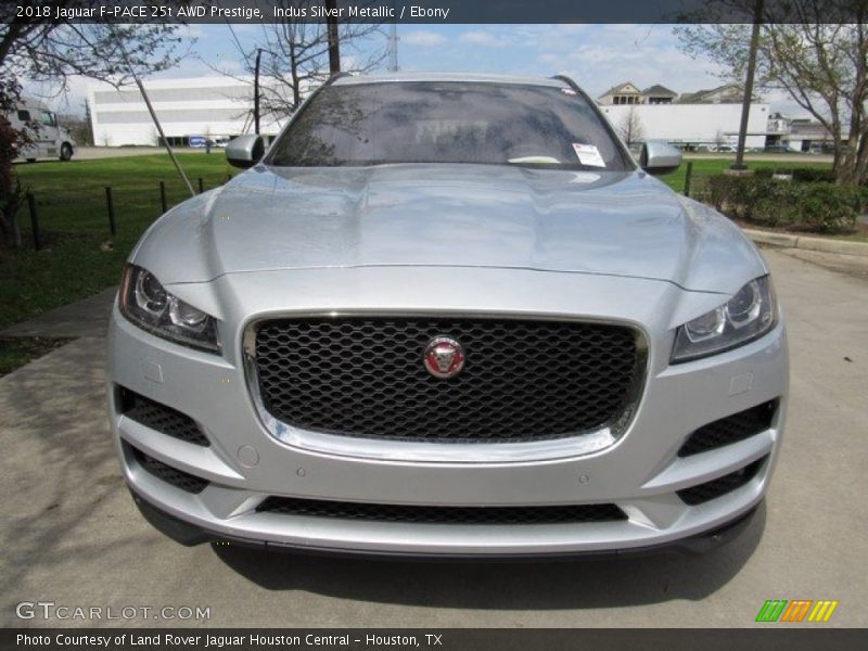 Indus Silver Metallic / Ebony 2018 Jaguar F-PACE 25t AWD Prestige