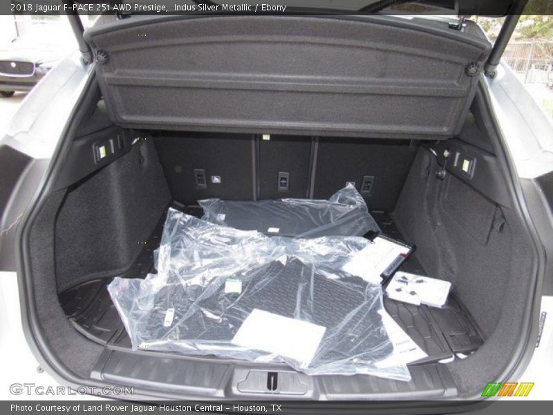 Indus Silver Metallic / Ebony 2018 Jaguar F-PACE 25t AWD Prestige