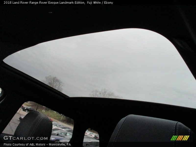 Fuji White / Ebony 2018 Land Rover Range Rover Evoque Landmark Edition