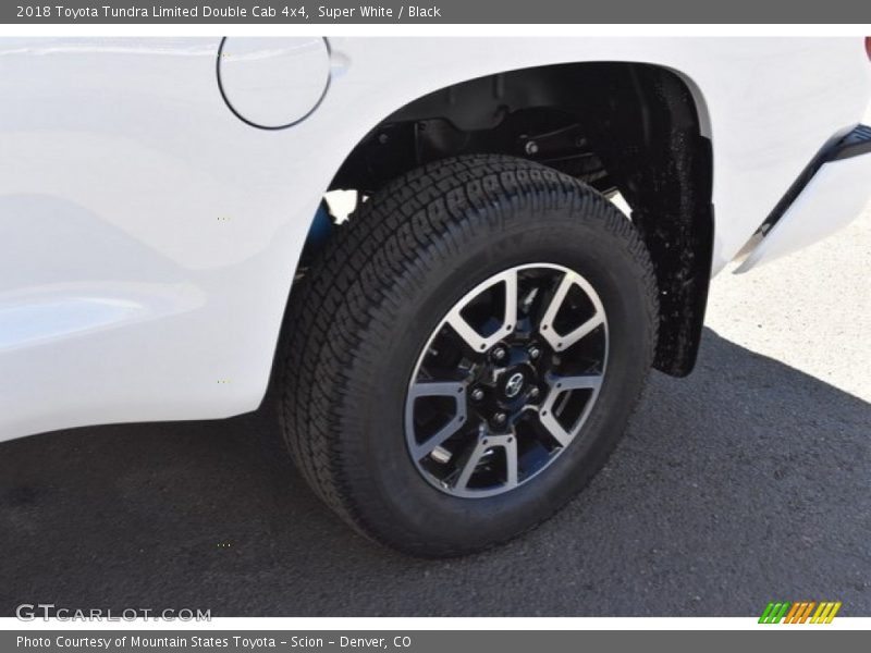 Super White / Black 2018 Toyota Tundra Limited Double Cab 4x4