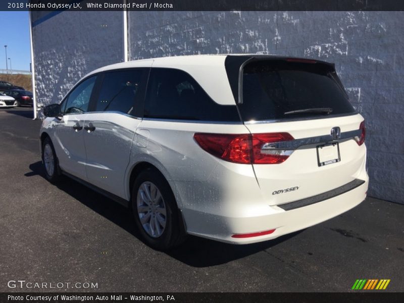 White Diamond Pearl / Mocha 2018 Honda Odyssey LX