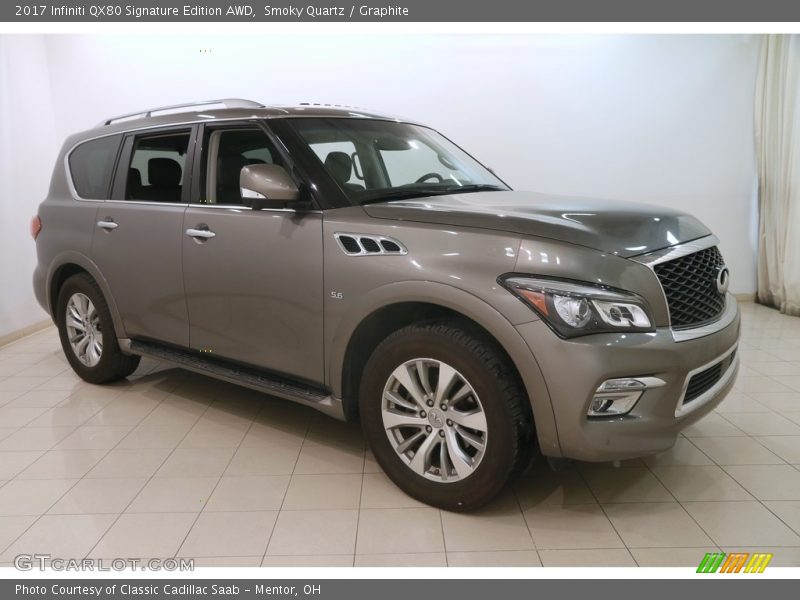 Front 3/4 View of 2017 QX80 Signature Edition AWD