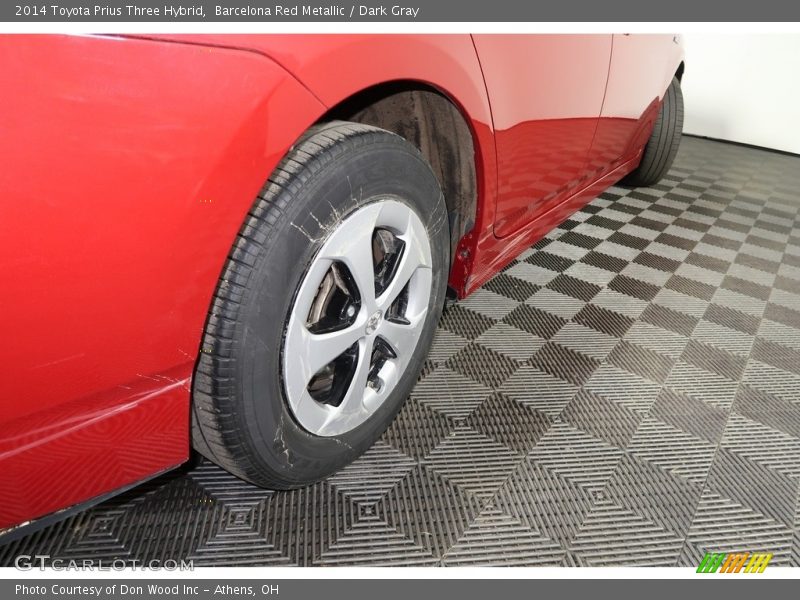Barcelona Red Metallic / Dark Gray 2014 Toyota Prius Three Hybrid