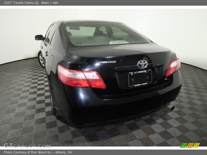 Black / Ash 2007 Toyota Camry LE