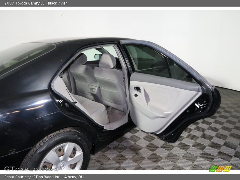Black / Ash 2007 Toyota Camry LE