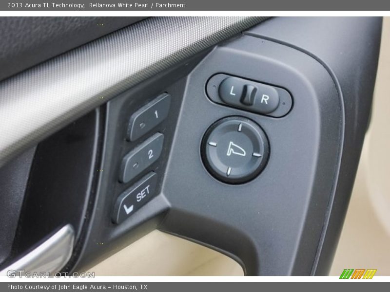 Bellanova White Pearl / Parchment 2013 Acura TL Technology