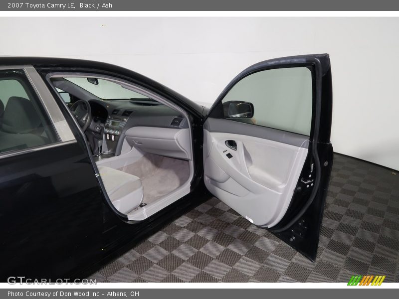 Black / Ash 2007 Toyota Camry LE