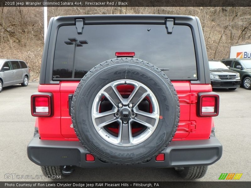 Firecracker Red / Black 2018 Jeep Wrangler Unlimited Sahara 4x4