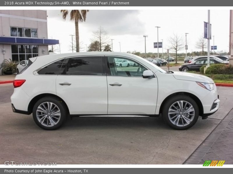 White Diamond Pearl / Parchment 2018 Acura MDX Technology SH-AWD