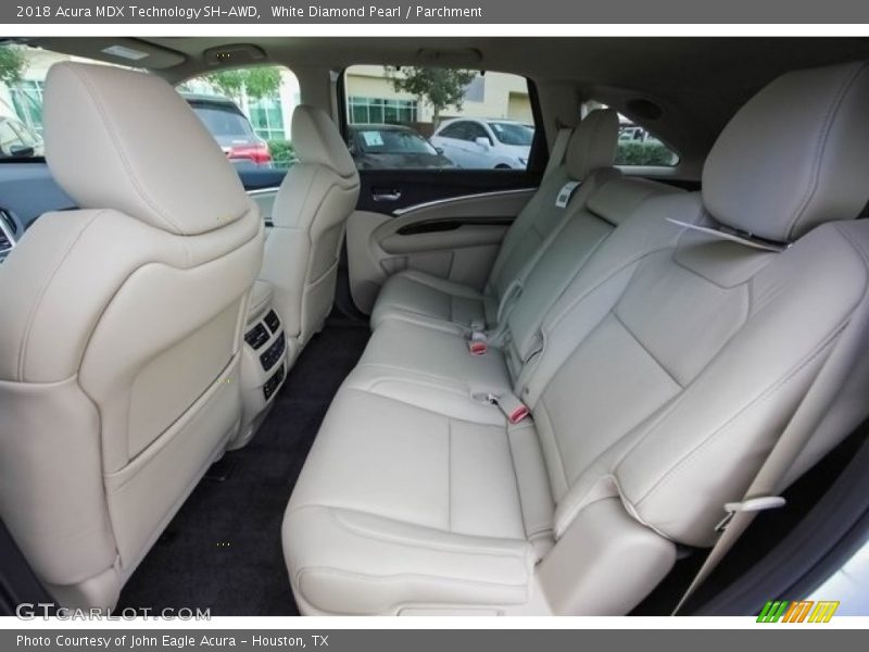 White Diamond Pearl / Parchment 2018 Acura MDX Technology SH-AWD