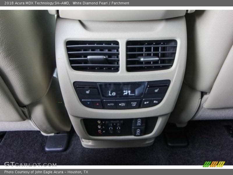 White Diamond Pearl / Parchment 2018 Acura MDX Technology SH-AWD