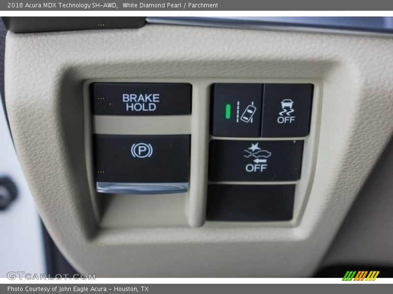White Diamond Pearl / Parchment 2018 Acura MDX Technology SH-AWD