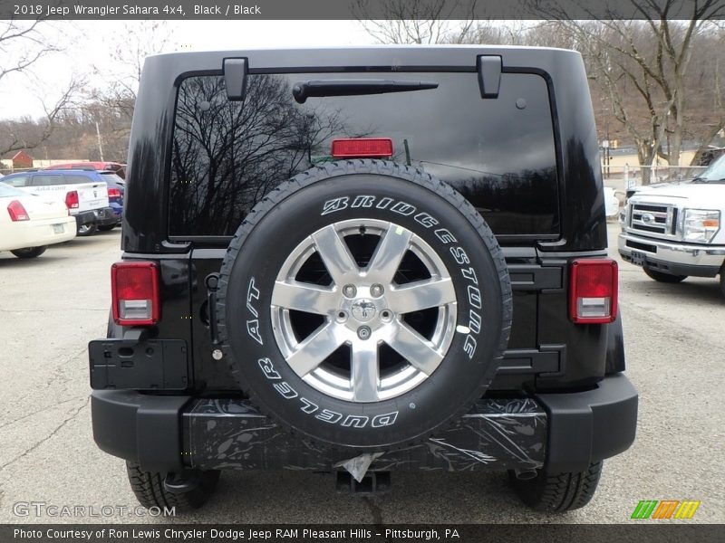 Black / Black 2018 Jeep Wrangler Sahara 4x4