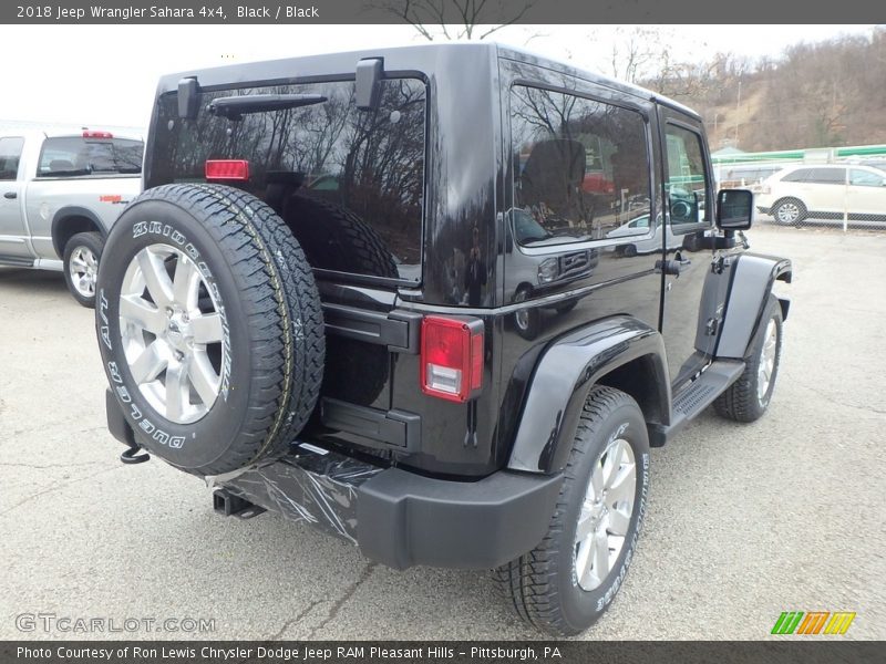 Black / Black 2018 Jeep Wrangler Sahara 4x4