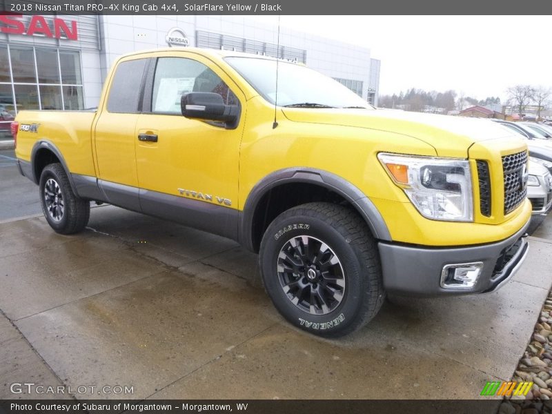 Front 3/4 View of 2018 Titan PRO-4X King Cab 4x4