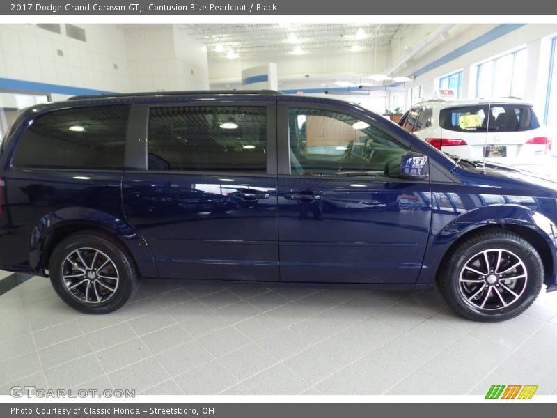 Contusion Blue Pearlcoat / Black 2017 Dodge Grand Caravan GT
