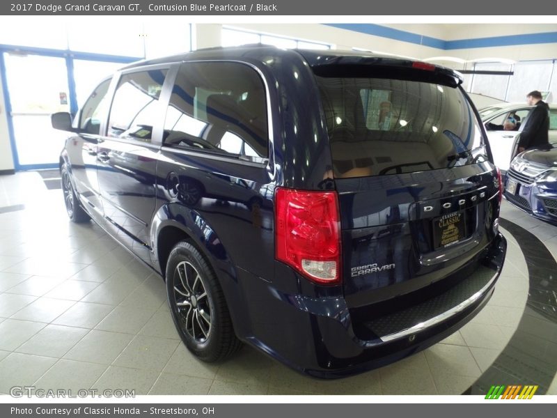 Contusion Blue Pearlcoat / Black 2017 Dodge Grand Caravan GT