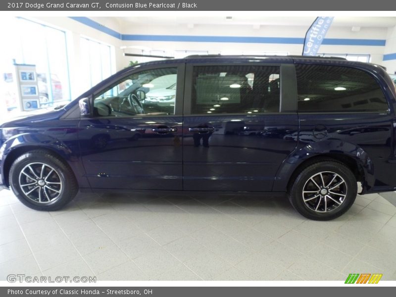 Contusion Blue Pearlcoat / Black 2017 Dodge Grand Caravan GT