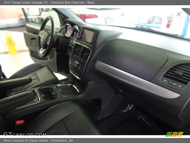 Contusion Blue Pearlcoat / Black 2017 Dodge Grand Caravan GT