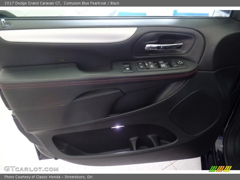 Contusion Blue Pearlcoat / Black 2017 Dodge Grand Caravan GT