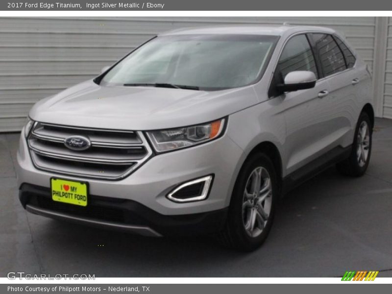 Ingot Silver Metallic / Ebony 2017 Ford Edge Titanium