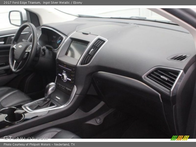 Ingot Silver Metallic / Ebony 2017 Ford Edge Titanium
