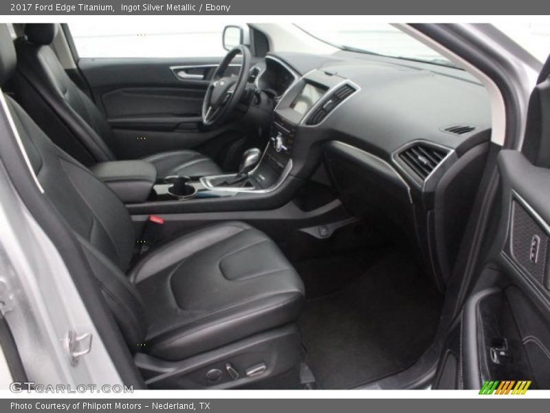 Ingot Silver Metallic / Ebony 2017 Ford Edge Titanium