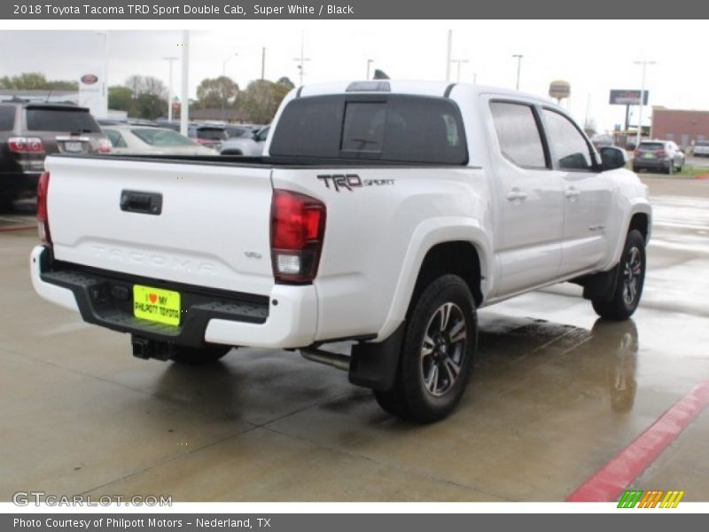 Super White / Black 2018 Toyota Tacoma TRD Sport Double Cab