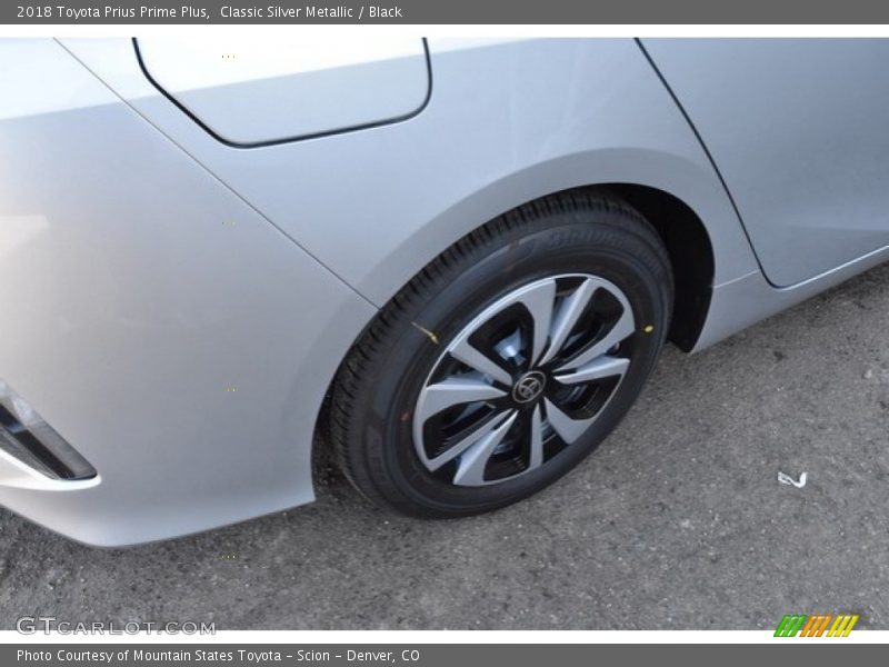 Classic Silver Metallic / Black 2018 Toyota Prius Prime Plus