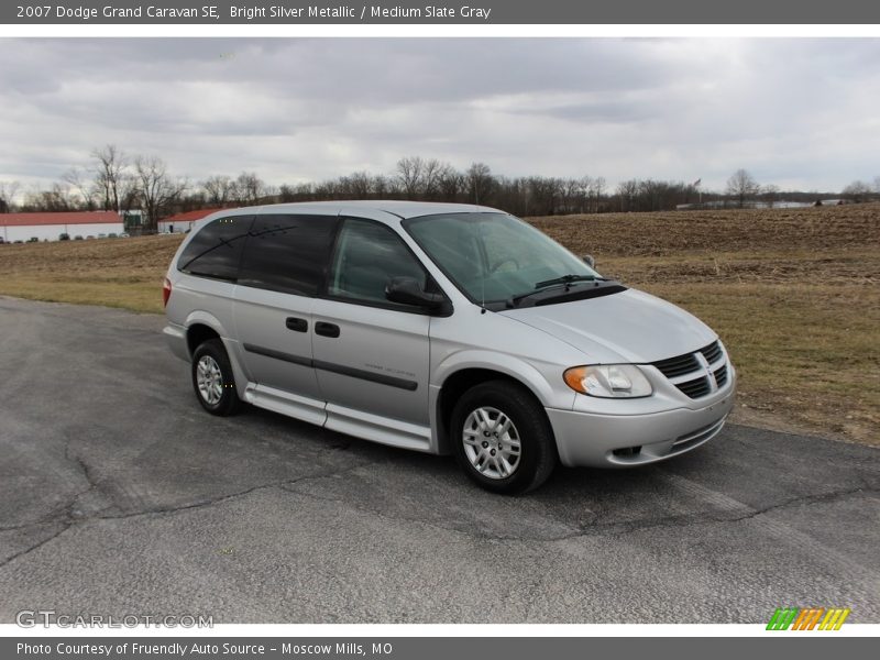 Bright Silver Metallic / Medium Slate Gray 2007 Dodge Grand Caravan SE