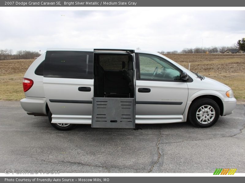 Bright Silver Metallic / Medium Slate Gray 2007 Dodge Grand Caravan SE