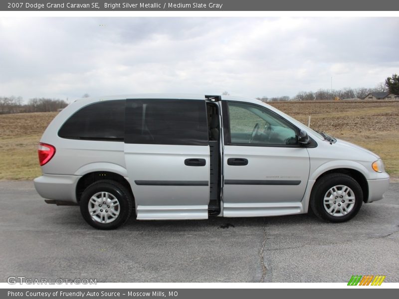Bright Silver Metallic / Medium Slate Gray 2007 Dodge Grand Caravan SE