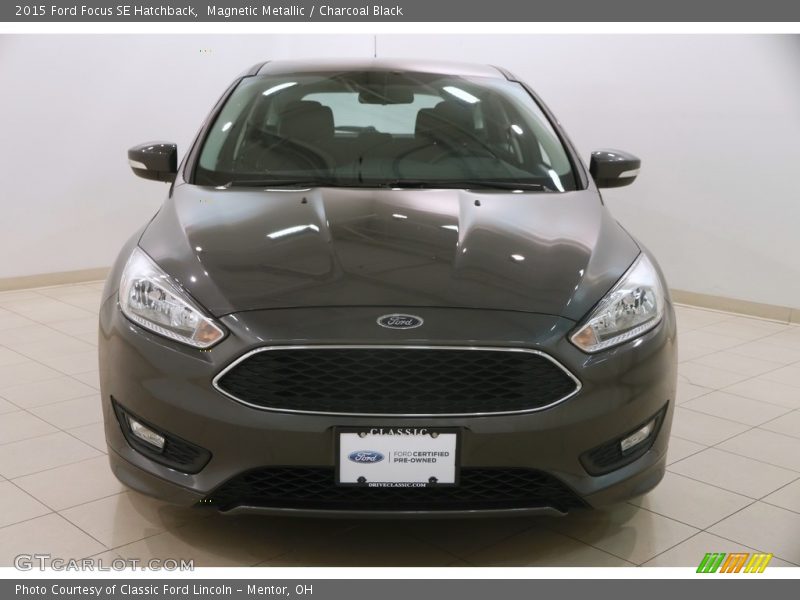Magnetic Metallic / Charcoal Black 2015 Ford Focus SE Hatchback