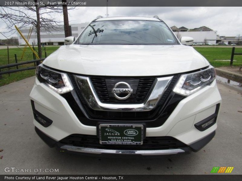 Pearl White / Charcoal 2017 Nissan Rogue SL
