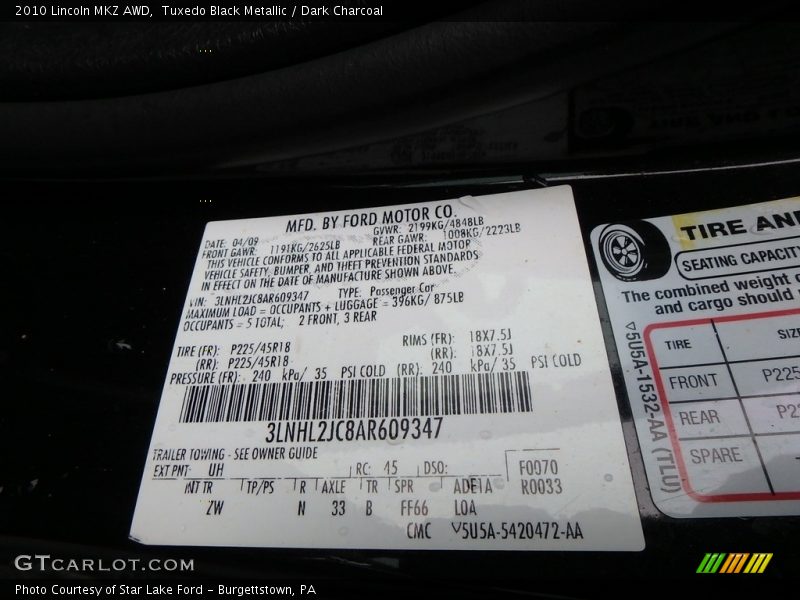 Tuxedo Black Metallic / Dark Charcoal 2010 Lincoln MKZ AWD