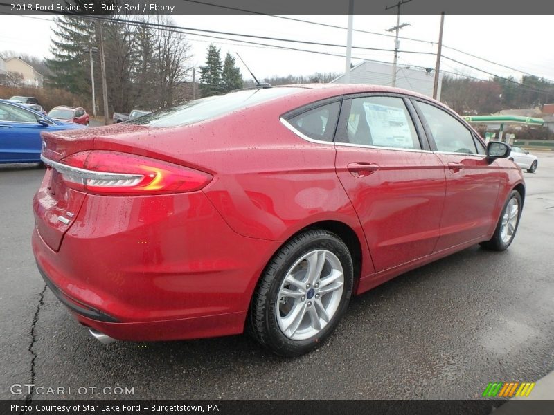 Ruby Red / Ebony 2018 Ford Fusion SE