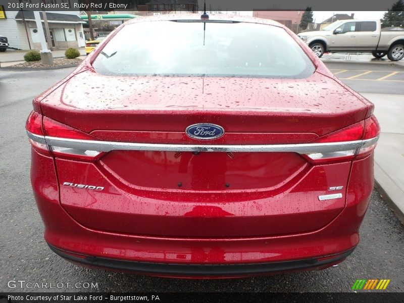 Ruby Red / Ebony 2018 Ford Fusion SE